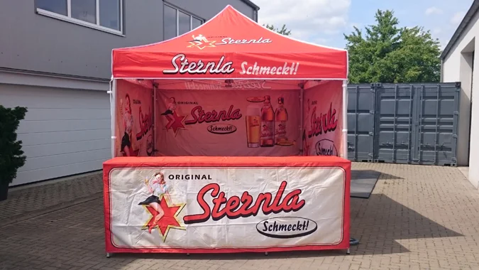 Faltzelt 3 × 3 m mit markierten Druckflächen: Dach, Volant, Seitenwand, Rückwand, Theke und Banner